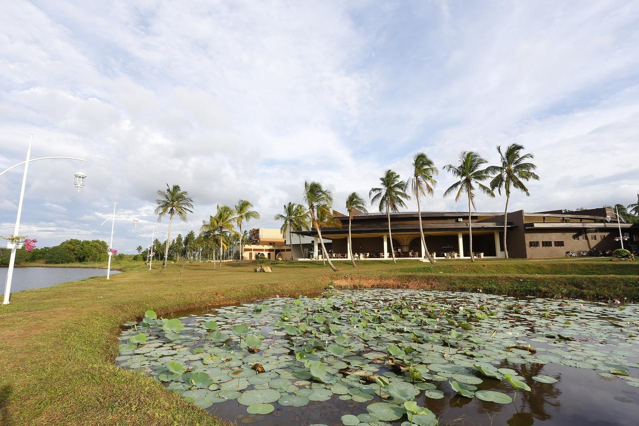 Avenra Gangaara Hotel Wennappuwa Exterior foto